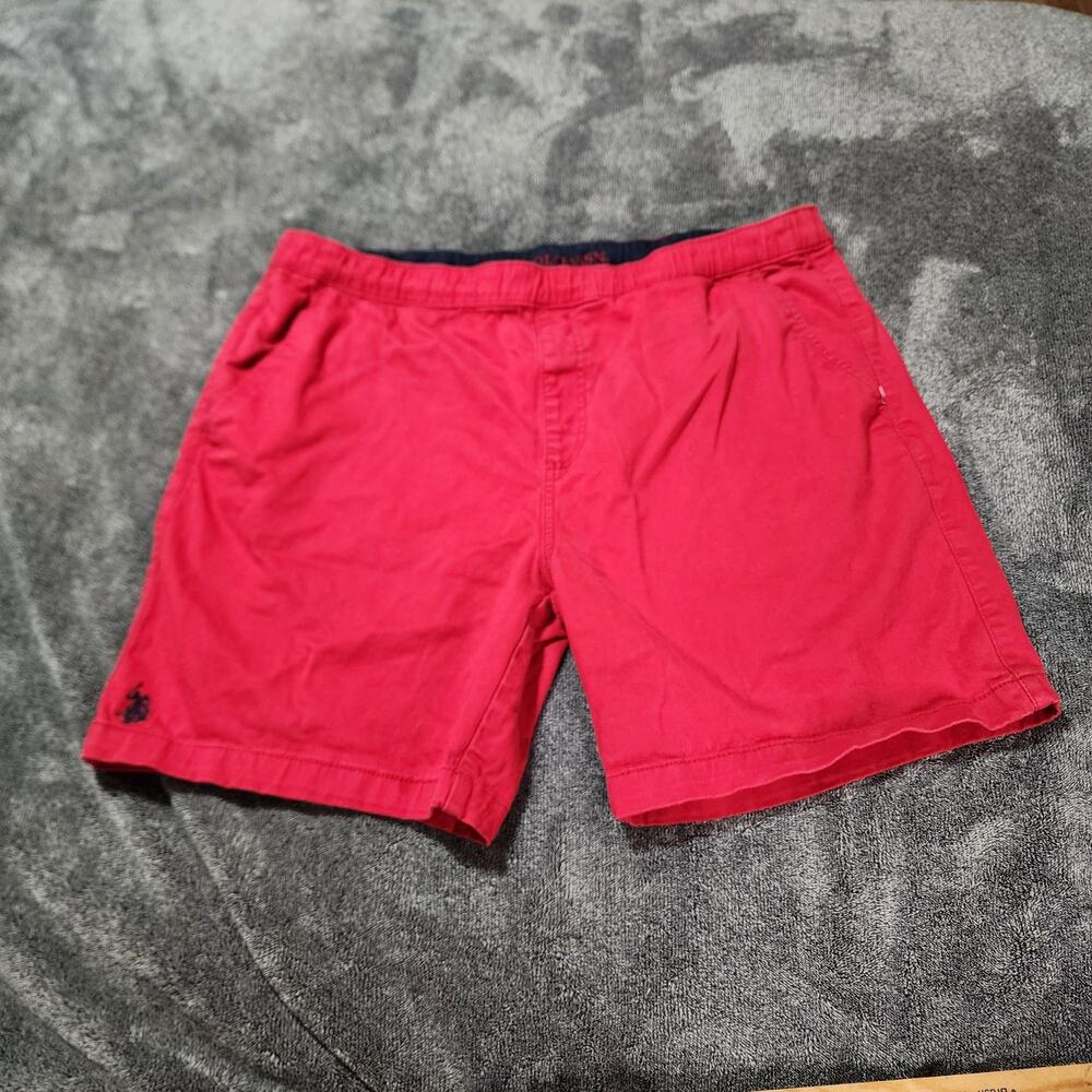 Red Polo Mens red shorts active stretch size XL 2350